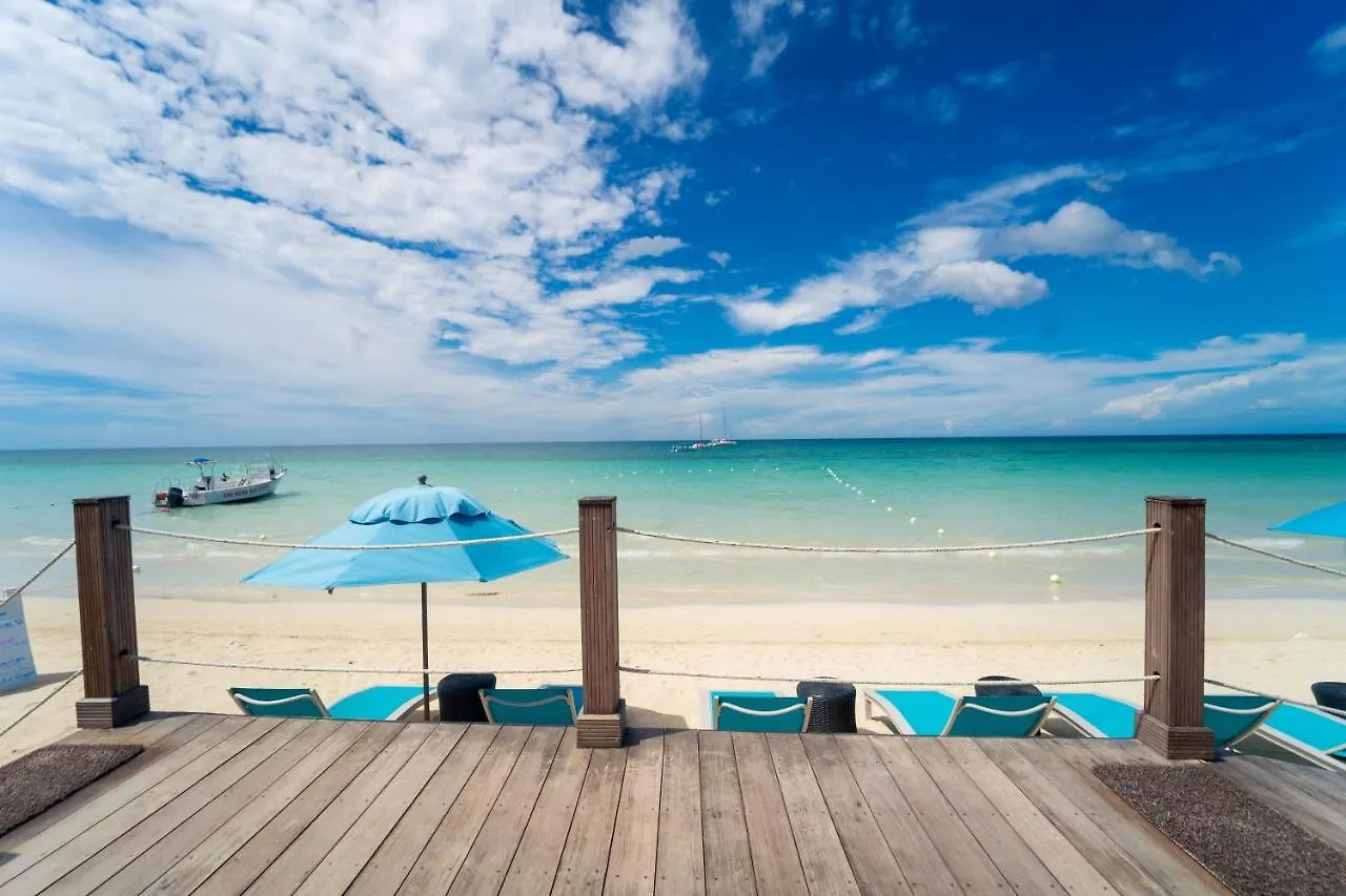Blue Skies Beach Resort Negril 4*,  Jamaica