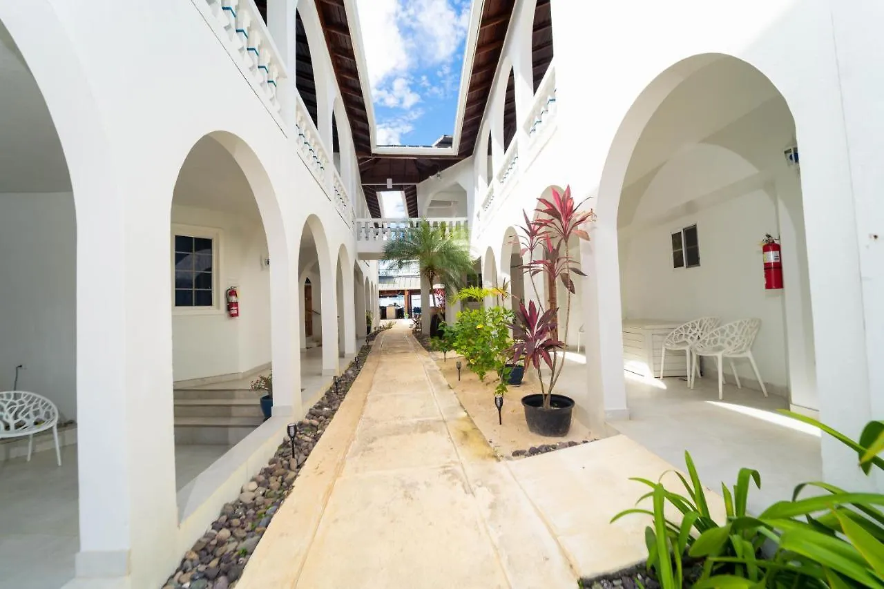 Blue Skies Beach Resort Negril Hotel