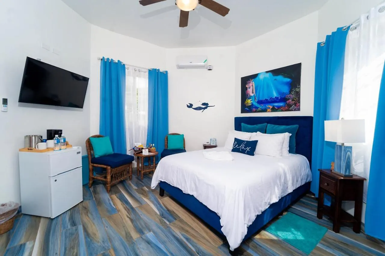 Blue Skies Beach Resort Negril Hotel